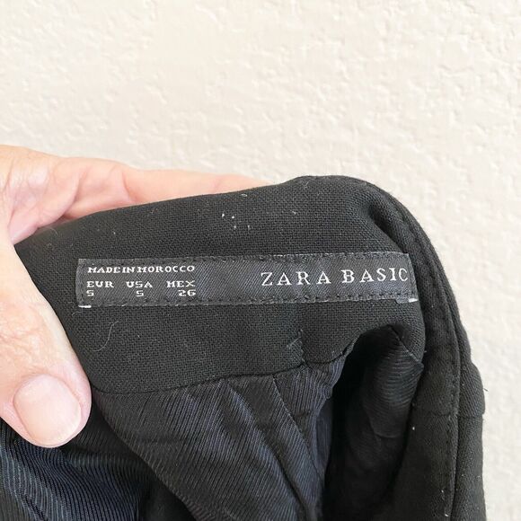Zara Black Front Flaps Zipper Back Neutral Mini Skirt Size 5 - Picture 4 of 7